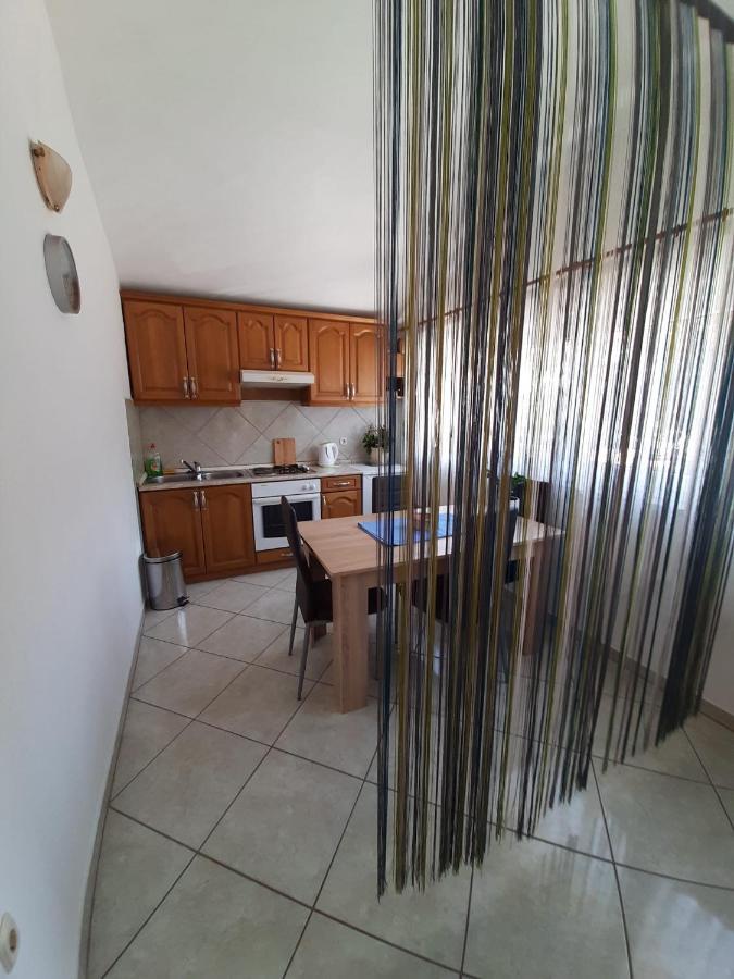 Apartments Ivanka Starigrad Paklenica Exterior foto