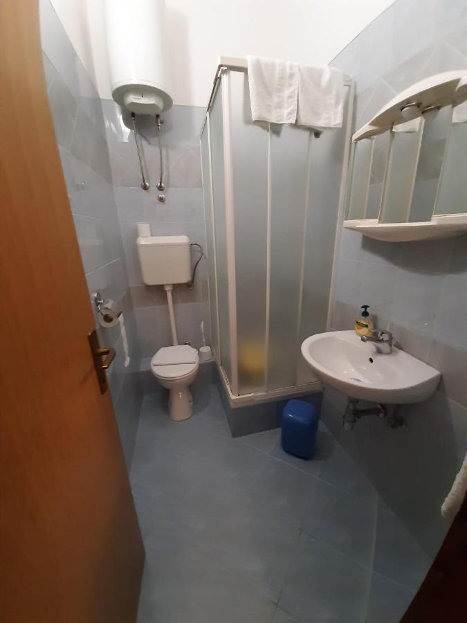 Apartments Ivanka Starigrad Paklenica Exterior foto