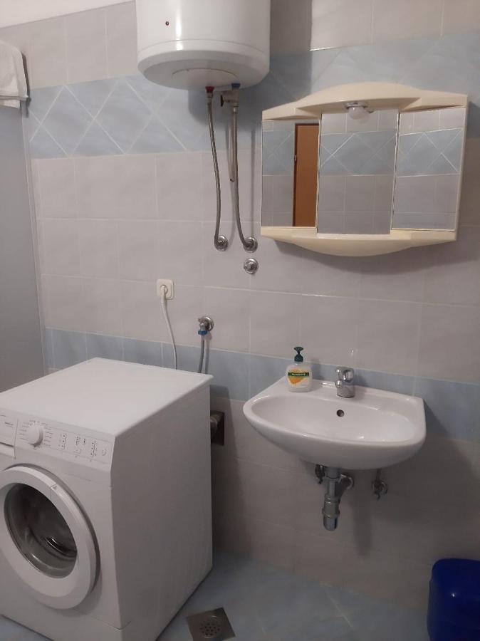 Apartments Ivanka Starigrad Paklenica Exterior foto
