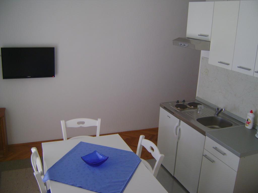 Apartments Ivanka Starigrad Paklenica Habitación foto